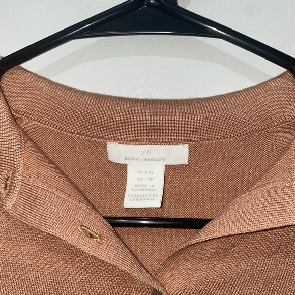 H&M long sleeve polo sweater in dusty pink, size XXS - Picture 3 of 3